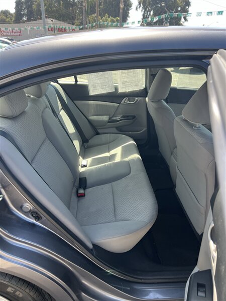 2014 Honda Civic LX - Photo 10 - Visalia, CA 93292