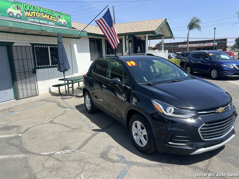 2019 Chevrolet Trax LT - Photo 6 - Visalia, CA 93292