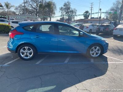 2014 Ford Focus SE   - Photo 8 - Visalia, CA 93292