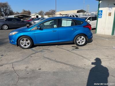 2014 Ford Focus SE   - Photo 4 - Visalia, CA 93292