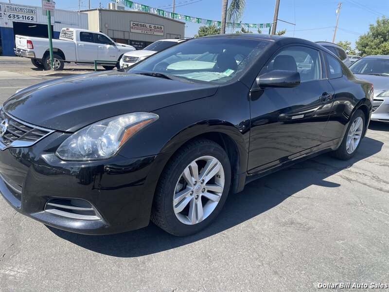 2012 Nissan Altima 2.5 S - Photo 1 - Visalia, CA 93292