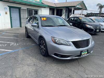 2014 Chrysler 200 Touring  