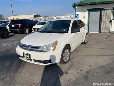 2011 Ford Focus S   - Photo 3 - Visalia, CA 93292