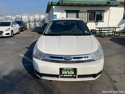 2011 Ford Focus S   - Photo 1 - Visalia, CA 93292