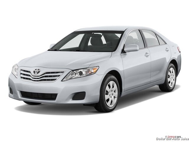 2011 Toyota Camry LE   - Photo 1 - Visalia, CA 93292
