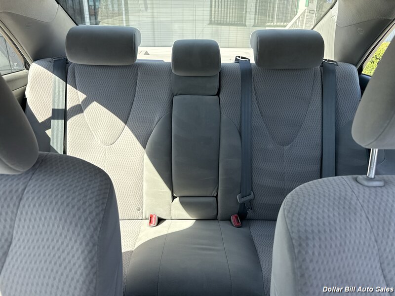 2011 Toyota Camry LE - Photo 5 - Visalia, CA 93292
