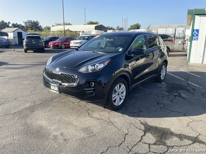 2019 Kia Sportage LX   - Photo 3 - Visalia, CA 93292