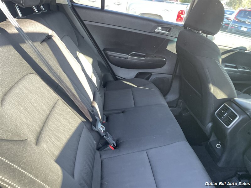 2019 Kia Sportage LX   - Photo 13 - Visalia, CA 93292