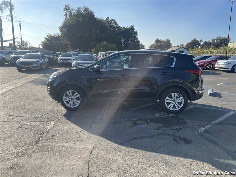 2019 Kia Sportage LX   - Photo 4 - Visalia, CA 93292