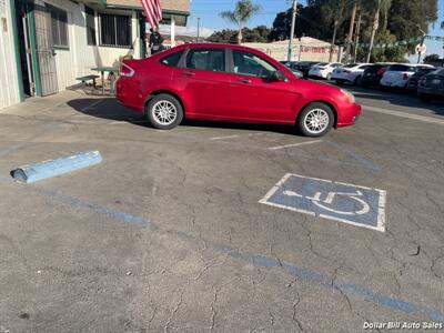 2010 Ford Focus SE   - Photo 8 - Visalia, CA 93292