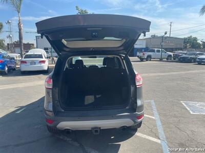 2013 Ford Escape Titanium   - Photo 12 - Visalia, CA 93292