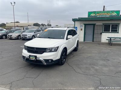 2020 Dodge Journey Crossroad   - Photo 3 - Visalia, CA 93292