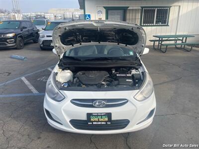 2015 Hyundai ACCENT GLS   - Photo 9 - Visalia, CA 93292