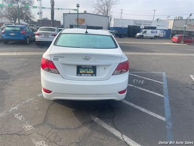 2015 Hyundai ACCENT GLS   - Photo 6 - Visalia, CA 93292