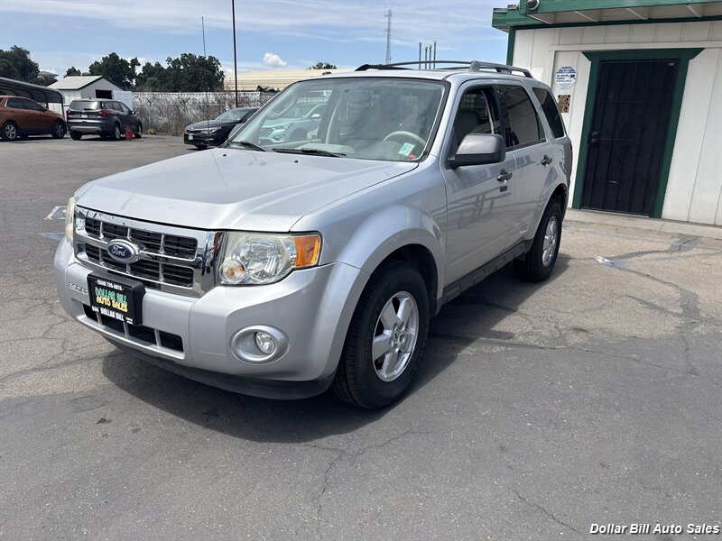 2010 Ford Escape XLT - Photo 3 - Visalia, CA 93292