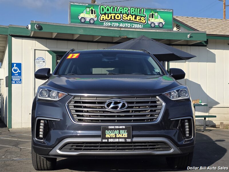 2017 Hyundai SANTA FE SE - Photo 2 - Visalia, CA 93292