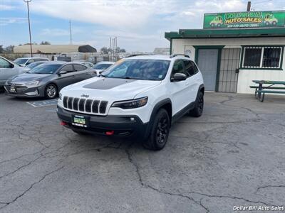 2019 Jeep Cherokee Trailhawk   - Photo 3 - Visalia, CA 93292