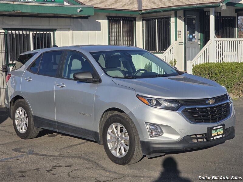 2020 Chevrolet Equinox LS's photo