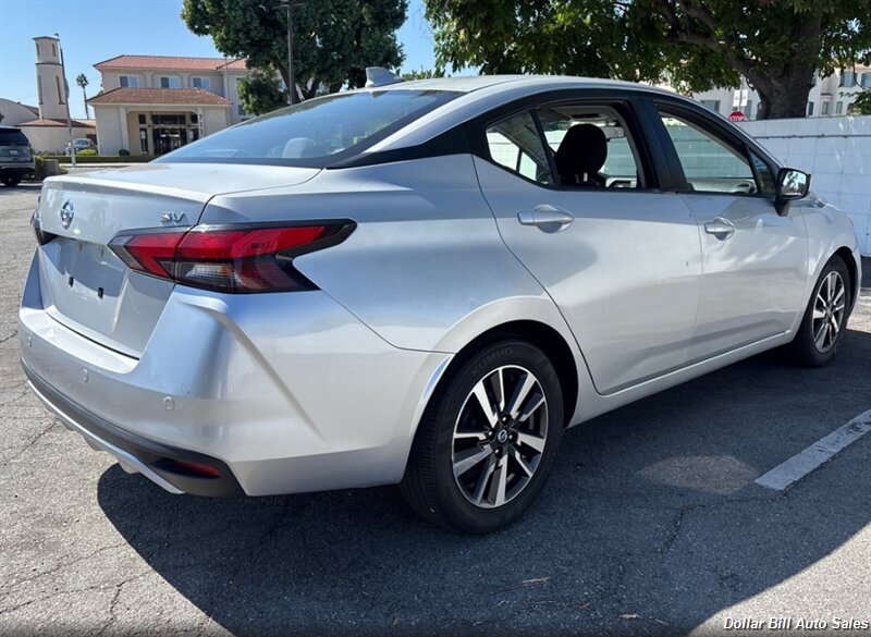 2022 Nissan Versa SV - Photo 3 - Visalia, CA 93292