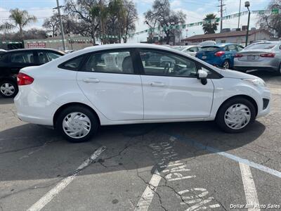 2011 Ford Fiesta S   - Photo 7 - Visalia, CA 93292