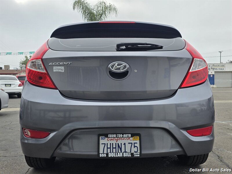2014 Hyundai ACCENT SE - Photo 6 - Visalia, CA 93292