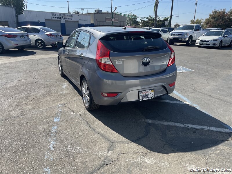 2014 Hyundai ACCENT SE   - Photo 6 - Visalia, CA 93292