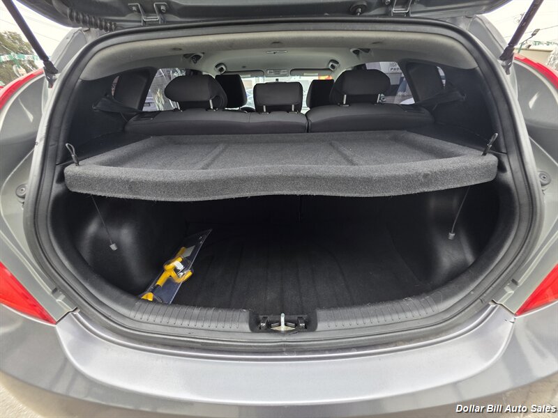 2014 Hyundai ACCENT SE - Photo 11 - Visalia, CA 93292