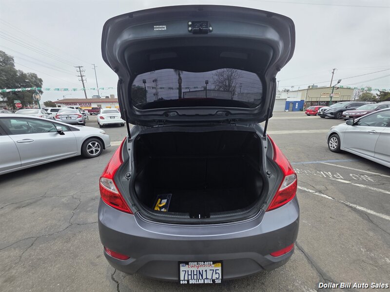 2014 Hyundai ACCENT SE - Photo 10 - Visalia, CA 93292