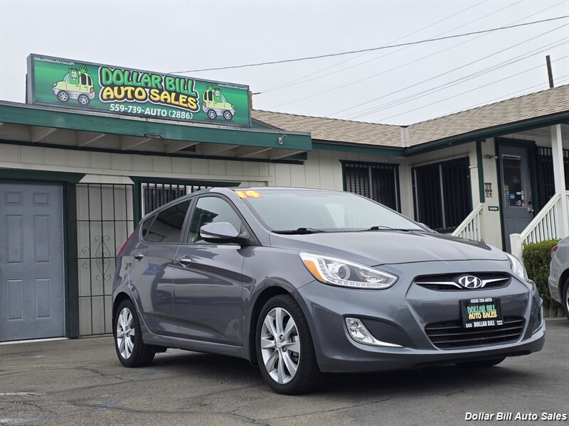 2014 Hyundai ACCENT SE  