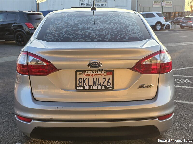 2019 Ford Fiesta S - Photo 6 - Visalia, CA 93292