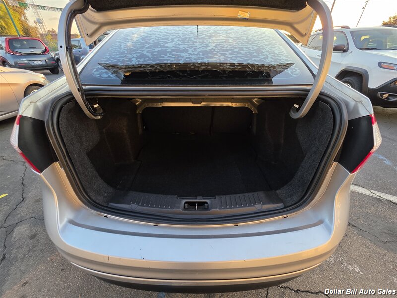 2019 Ford Fiesta S - Photo 10 - Visalia, CA 93292