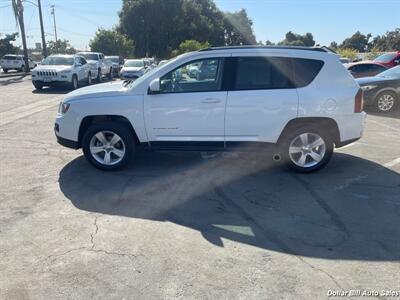 2016 Jeep Compass Latitude   - Photo 4 - Visalia, CA 93292