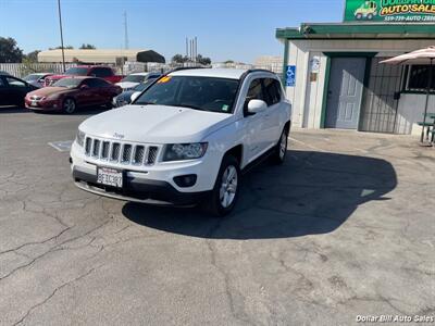 2016 Jeep Compass Latitude   - Photo 3 - Visalia, CA 93292