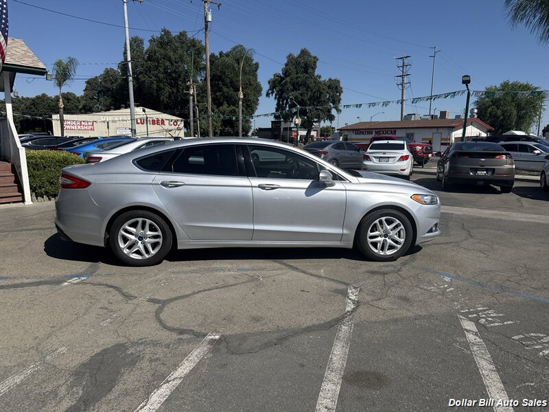 2016 Ford Fusion SE - Photo 3 - Visalia, CA 93292