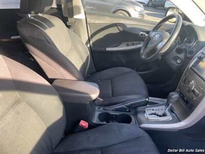 2013 Toyota Corolla S   - Photo 14 - Visalia, CA 93292