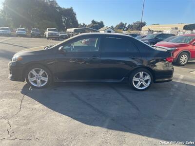 2013 Toyota Corolla S   - Photo 4 - Visalia, CA 93292