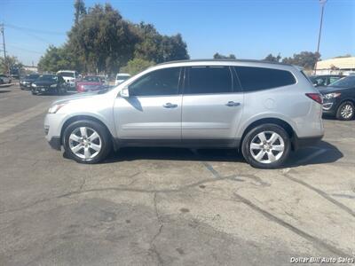 2017 Chevrolet Traverse LT   - Photo 4 - Visalia, CA 93292