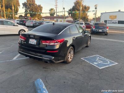 2020 Kia Optima LX   - Photo 7 - Visalia, CA 93292