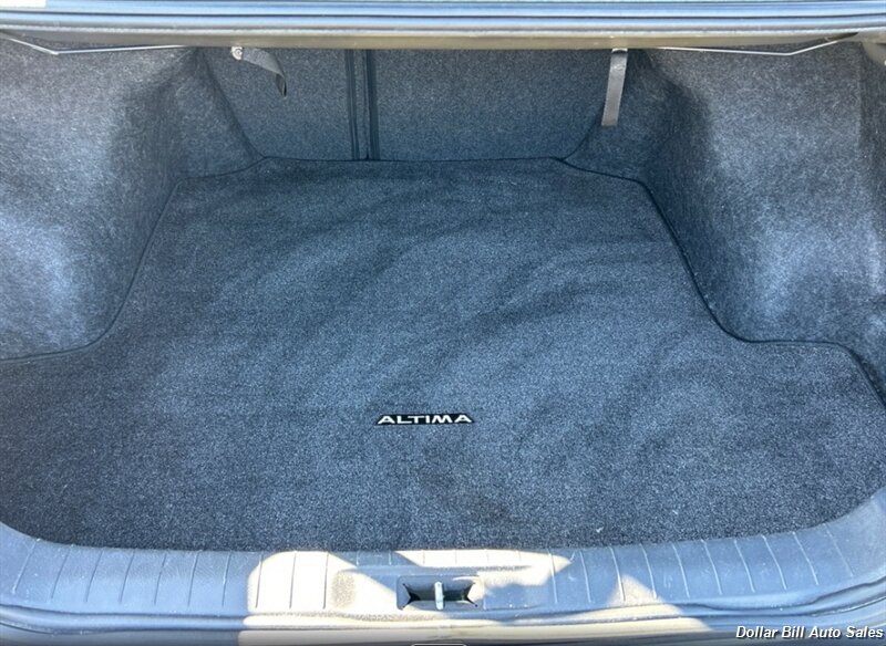 2017 Nissan Altima 2.5 SV - Photo 5 - Visalia, CA 93292
