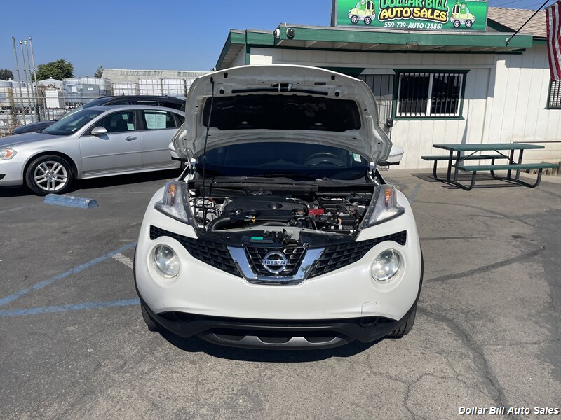 2015 Nissan JUKE SV - Photo 9 - Visalia, CA 93292