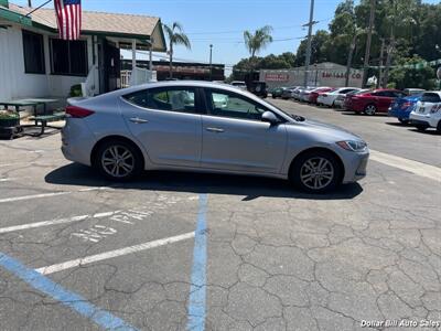2017 Hyundai ELANTRA SE   - Photo 8 - Visalia, CA 93292
