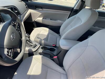 2017 Hyundai ELANTRA SE   - Photo 10 - Visalia, CA 93292