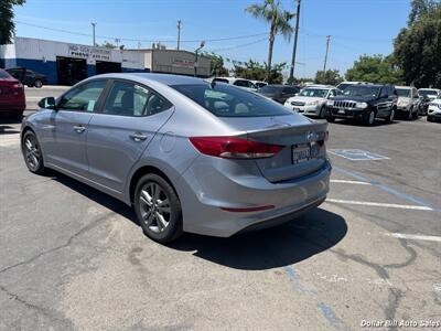 2017 Hyundai ELANTRA SE   - Photo 5 - Visalia, CA 93292