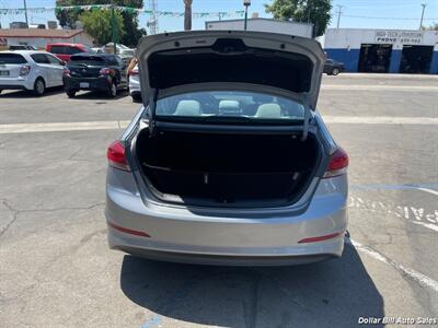 2017 Hyundai ELANTRA SE   - Photo 12 - Visalia, CA 93292