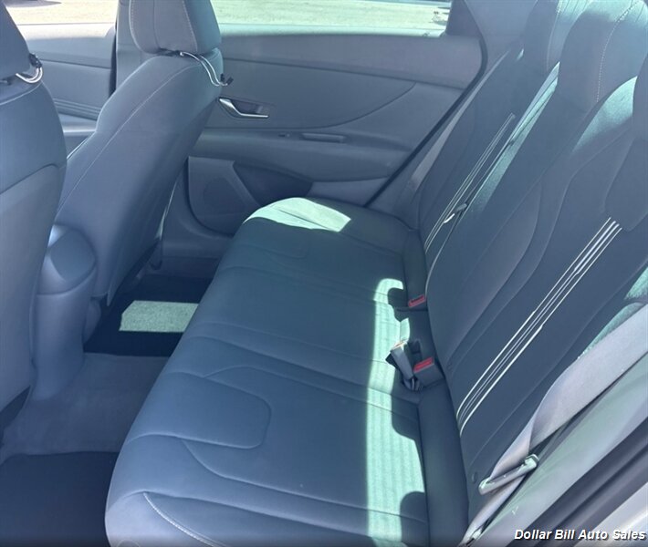 2021 Hyundai ELANTRA SEL - Photo 6 - Visalia, CA 93292