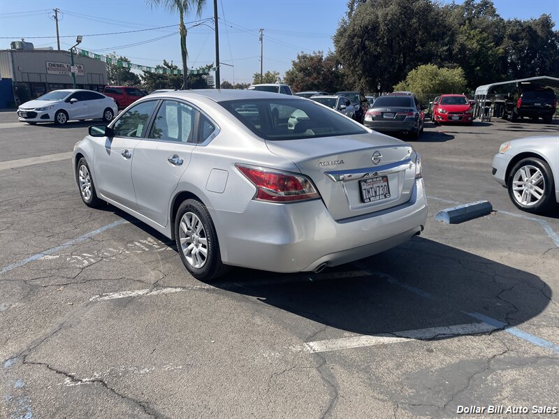 2015 Nissan Altima 2.5 S   - Photo 5 - Visalia, CA 93292