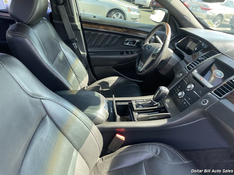 2016 Ford Taurus Limited - Photo 14 - Visalia, CA 93292