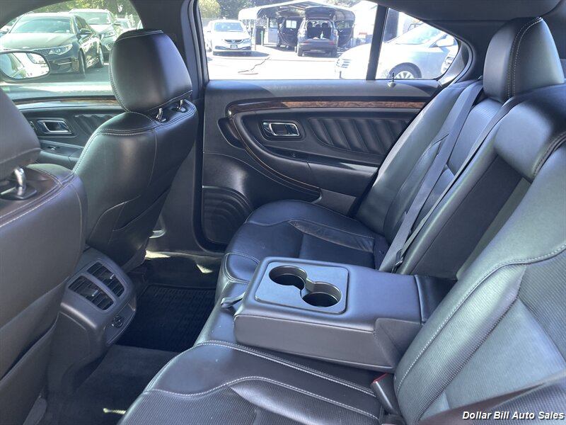 2016 Ford Taurus Limited - Photo 11 - Visalia, CA 93292