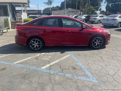 2015 Ford Focus SE   - Photo 8 - Visalia, CA 93292