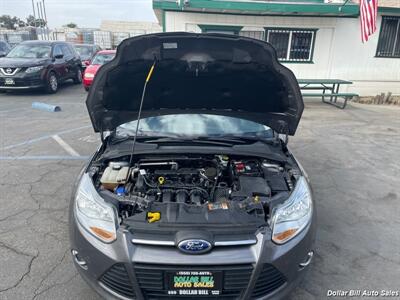 2014 Ford Focus SE   - Photo 9 - Visalia, CA 93292